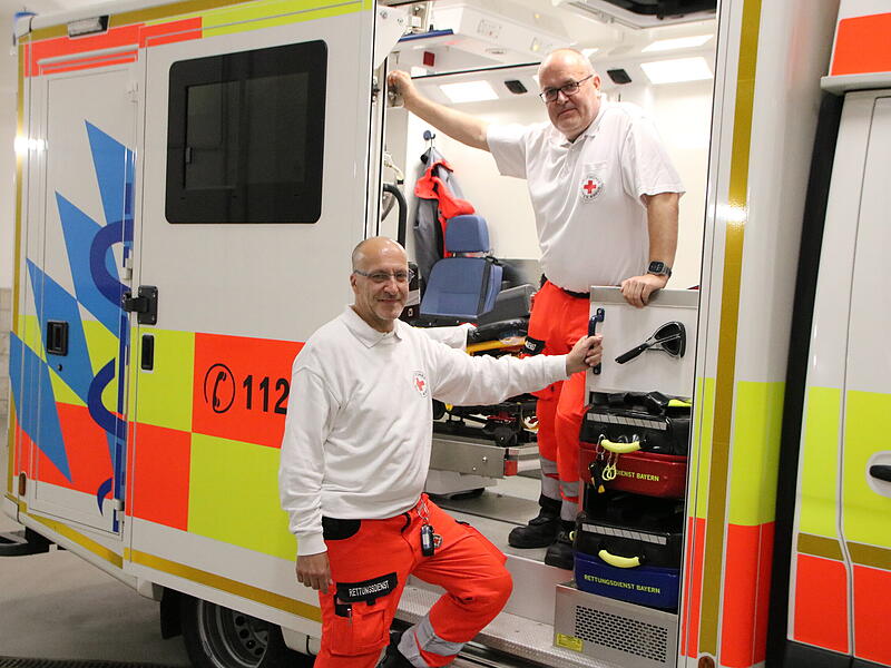 Michael Vrancović (links) und Michael Martin (rechts) sind ein eingespieltes Team. Denn: Rettungsdienst, da sind sich beide einig, bedeutet vor allem Teamwork.