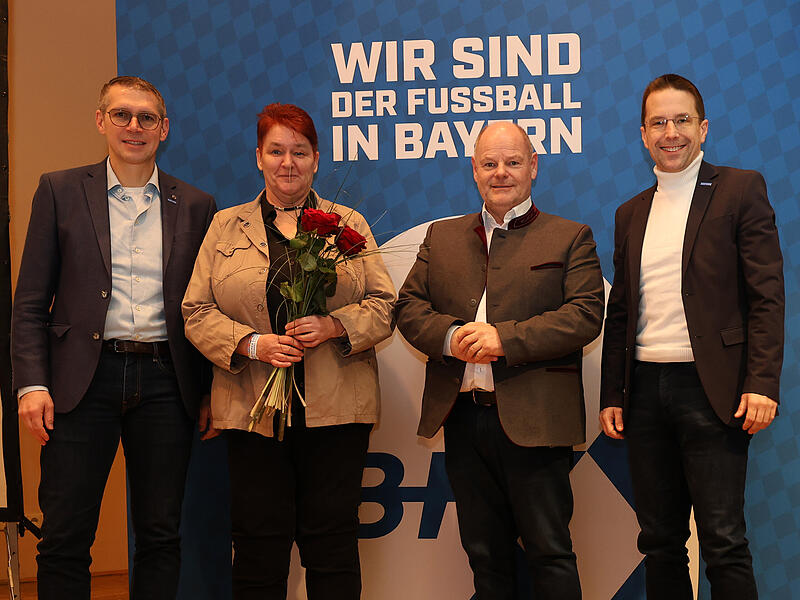 Kreistag im Fu&szlig;ballkreis Rh&ouml;n