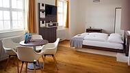Fertiggestelltes und für den Gast vorbereitetes Zimmer