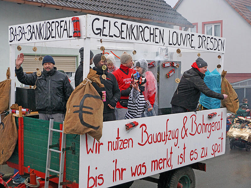 SC Unteroberndorf: Bank&uuml;berfall