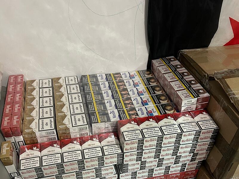 Hunderte mutma&szlig;liche Schmugglerzigaretten