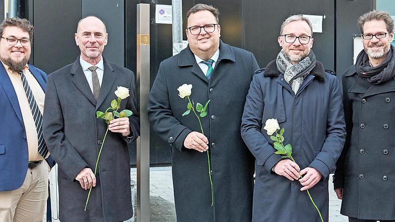 Alfredo Arturi (Tagungszentrum Kolpinghaus M&uuml;nchen), David S&uuml;&szlig; (Stadtrat Landeshauptstadt M&uuml;nchen), Alexander Bergmann (B&uuml;rgermeister der Stadt Hofheim), Beno&icirc;t Blaser (Bezirksausschuss 2 &ndash; Ludwigvorstadt-Isarvorstadt) und Dirk Riedel (KZ-Gedenkst...