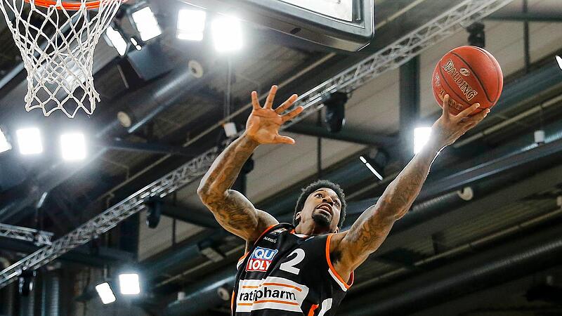 Patrick Miller, hier noch im Trikot von Ratiopharm Ulm, gibt am 19. November im Heimspiel gegen die Frankfurt Skyliners sein Debüt für Brose Bamberg. Patrick Miller, hier noch im Trikot von Ratiopharm Ulm, gibt am 19. November im Heimspiel gegen die Frankfurt Skyliners sein Debüt für Brose Bamberg.