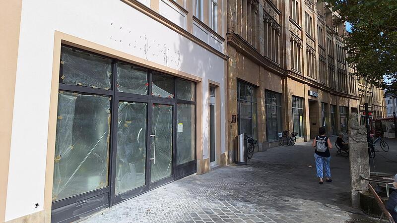 Die Betreiber des neuen asiatischen Lokals haben die R&auml;umlichkeiten der ehemaligen St. Martin-Apotheke zwischen Martinskirche und der Kaufhof-Filiale gemietet.
