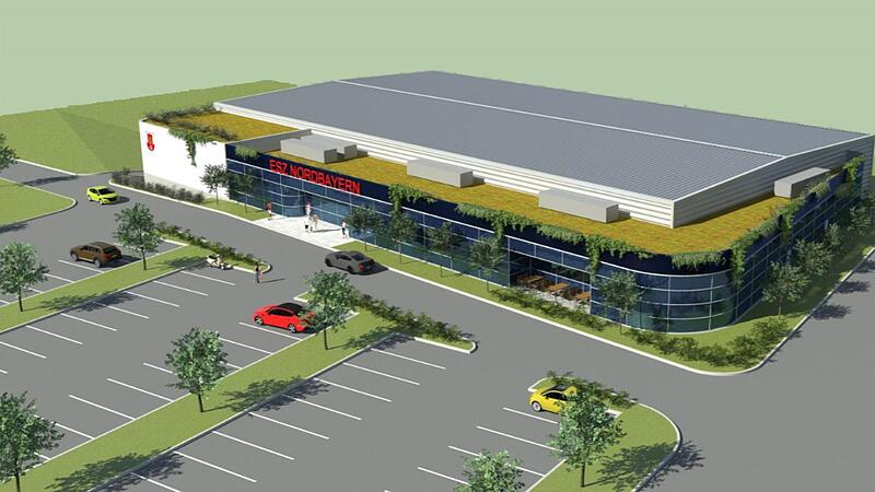 So soll  das Eissportzentrum Nordbayern einmal aussehen. Rechts der Kieferndorfer Weg, unten der Freibad-Parkplatz.