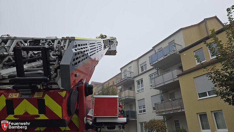 Balkonbrand in Bamberg: Feuerwehr verhindert gr&ouml;&szlig;ere Ausbreitung