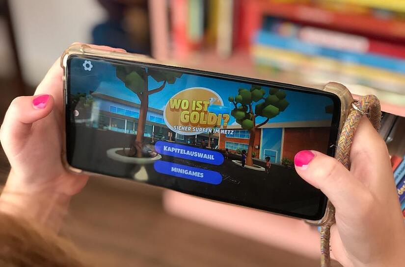 Die App „Wo ist Goldi?“ will Schüler spielerisch auf die Risiken im Internet vorbereiten. Die App „Wo ist Goldi?“ will Schüler spielerisch auf die Risiken im Internet vorbereiten.