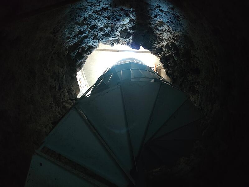 Wendeltreppe in einem Turm
