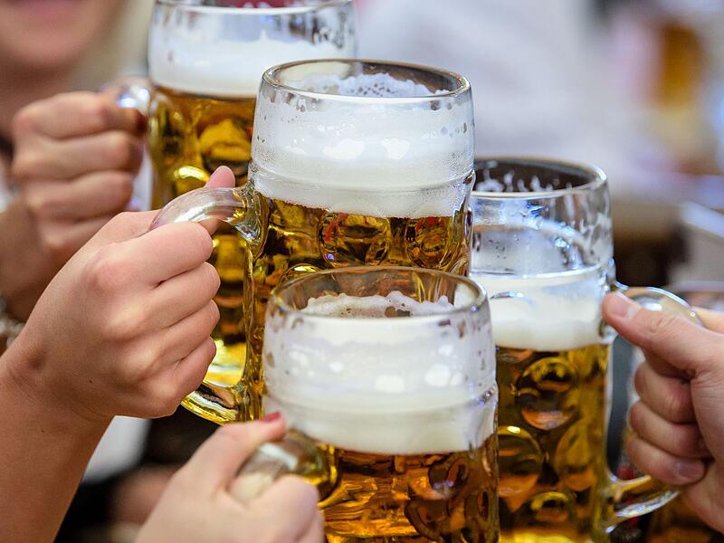 Im Bierzelt