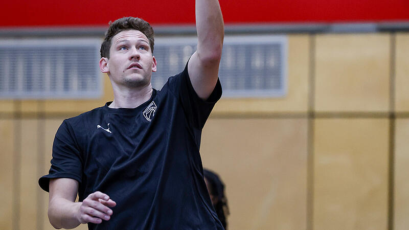 Routinier Patrick Heckmann h&auml;lt sich in diesen Wochen in Bamberg fit - und sich f&uuml;r einen Vertrag empfehlen.