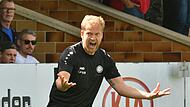Kann Zuckerbrot und Peitsche: Sylvia-Coach Jakob Engelmann. Kann Zuckerbrot und Peitsche: Sylvia-Coach Jakob Engelmann.