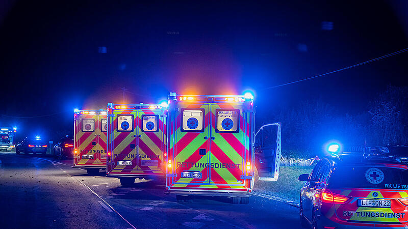 Auto kommt von Straße ab: Vier Verletzte im Kreis Lichtenfels Auto kommt von Straße ab: Vier Verletzte im Kreis Lichtenfels