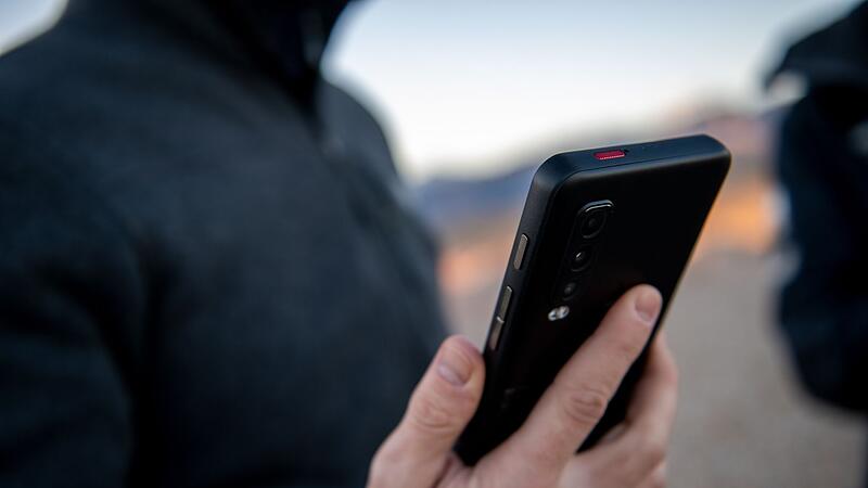 SMS Smartphones Satelliten