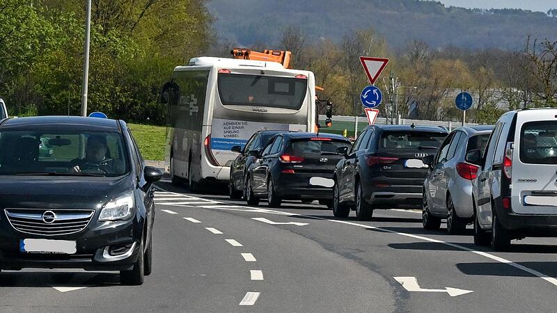 Verkehr belastet Forchheims FT-Leser stark:  Zum Auftakt des Heimatmonitors stehen die Themen Verkehr und ÖPNV im Fokus.Forchheim & Fränkische Schweiz