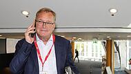 Schlechte Nachrichten von der Staatsanwaltschaft aus Hof: Andreas Starke beim Erörterungstermin Bahnausbau.