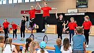 70 Akteure treten in der Ewald-Münch-Halle mit insgesamt elf Nummern auf.Johanna Blum 70 Akteure treten in der Ewald-Münch-Halle mit insgesamt elf Nummern auf.Johanna Blum