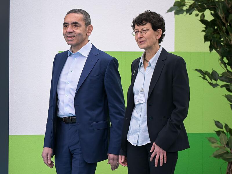Biontech-Gr&uuml;nder Uğur Şahin und  &Ouml;zlem T&uuml;reci