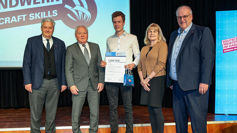 HWK ehrt herausragenden Handwerkernachwuchs