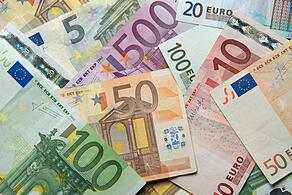 Haufenweise Geld verloren arglose Anleger durch eine raffinierte Betrügerbande. Haufenweise Geld verloren arglose Anleger durch eine raffinierte Betrügerbande.