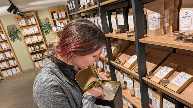 Anna Baumgartner Sensitea