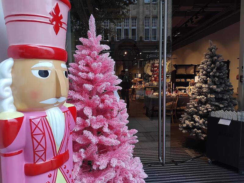 Weihnachtsdeko von Butlers in der Coburger Innenstadt