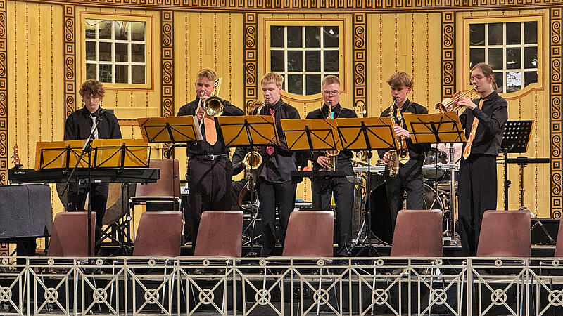 Blowin&rsquo; Horns Big Band