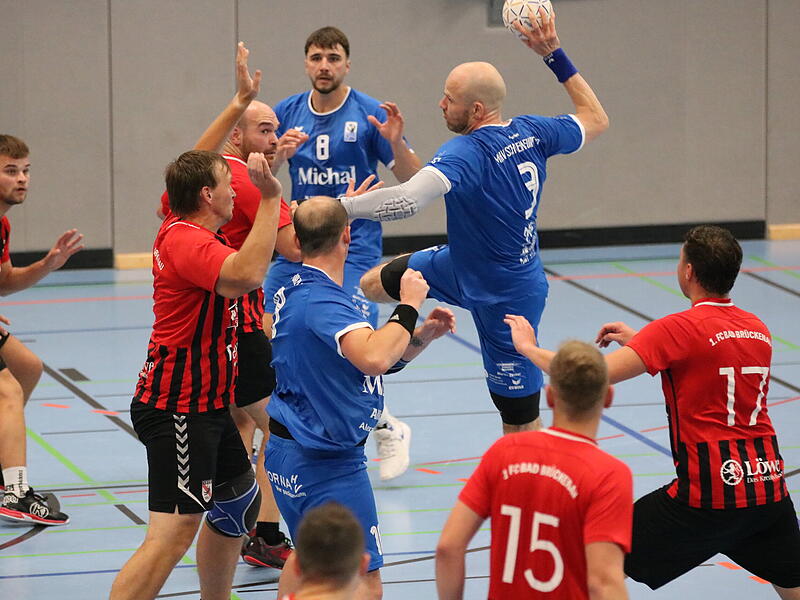 FC Bad Brückenau unterliegt im Main-Rhön-Derby dem MHV Schweinfurt mit 33:39 – Starker Auftritt trotz Niederlage