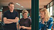 Felix Voss (Fabian Hinrichs), Wanda Goldwasser (Eli Wasserscheid, Mitte) und die neue Kollegin Emmy Rathgeber (Rosalie Thomass) tauschen sich in einer Szene der Franken-&bdquo;Tatort&ldquo;-Folge &bdquo;Gottesgarten&ldquo; &uuml;ber m&ouml;gliche Tatverd&auml;chtige aus.dpa
