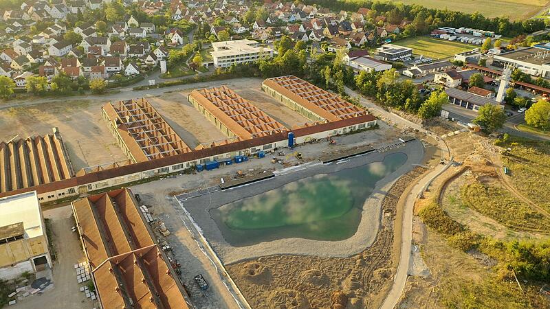 Neugestaltung Spinnereigelände Luftbild Spinnerei Mainleus See