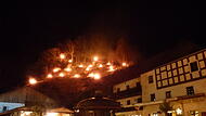 In Oberailsfeld wurde wieder eine der größten Lichterprozessionen in der Fränkischen Schweiz gefeiert.