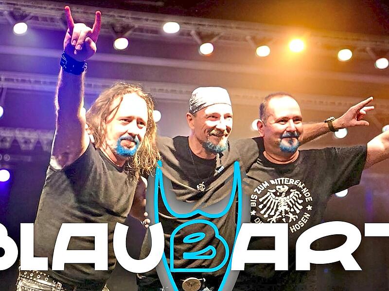 Die Deutschrockband &bdquo;Blaubart&ldquo; spielt zugunsten von &bdquo;1000 Herzen&ldquo; auf der Seeb&uuml;hne des LGS-Gel&auml;ndes in Kronach auf.privat
