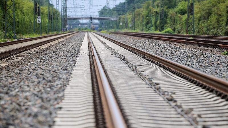 Bahnverkehr Bahnverkehr