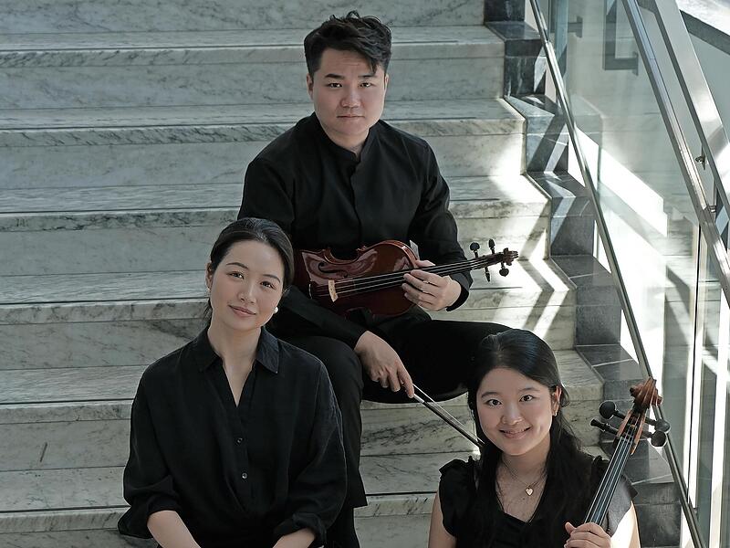 Von links: Jiabing Chen, Violine, Jingyu Li, Klavier, Hyunjoo Lee, Violoncello.