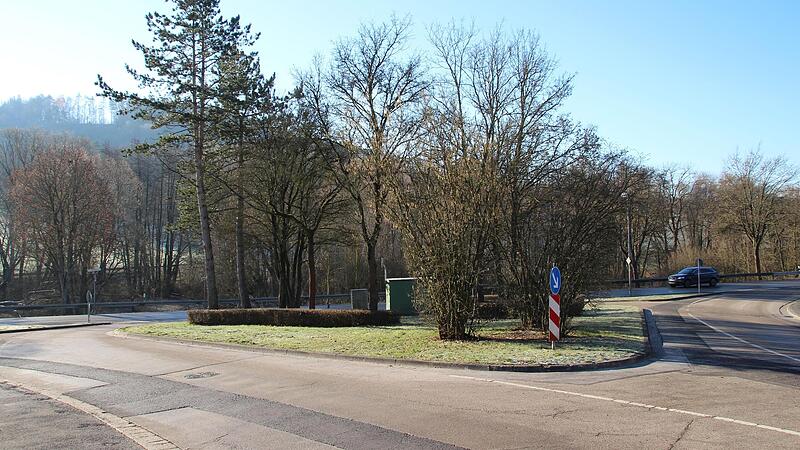 Knifflige Ecke in Coburg: Bereits in den kommenden Monaten wird die unübersichtliche Einmündung der Albrecht-Dürer-Straße in die Dr.-Walter-Langer-Straße umgebaut. Knifflige Ecke in Coburg: Bereits in den kommenden Monaten wird die unübersichtliche Einmündung der Albrecht-Dürer-Straße in die Dr.-Walter-Langer-Straße umgebaut.