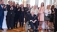 Mehr als 200 geladene Gäste waren zum Empfang von Prinz Andreas in den Riesensaal von Schloss Ehrenburg in Coburg gekommen.