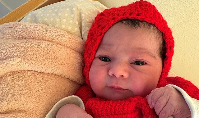 Es gibt ein Weihnachtsbaby: die kleine Aysel. Es gibt ein Weihnachtsbaby: die kleine Aysel.