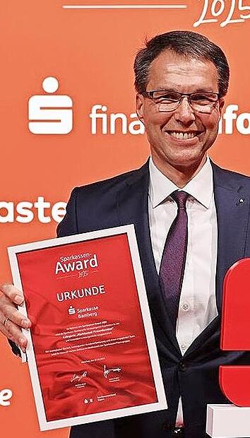 Thomas Schmidt freute sich &uuml;ber die Auszeichnung f&uuml;r die Sparkasse Bamberg.
