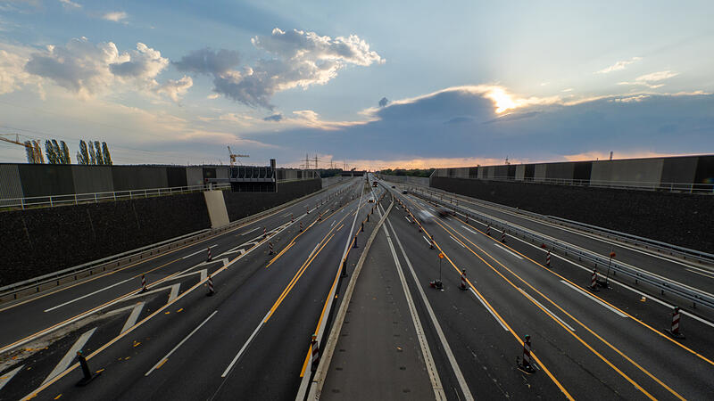 Voraussichtlich Ende 2025 k&ouml;nnte der Ausbau fertig und die Baustellen auf der A3 Geschichte sein.