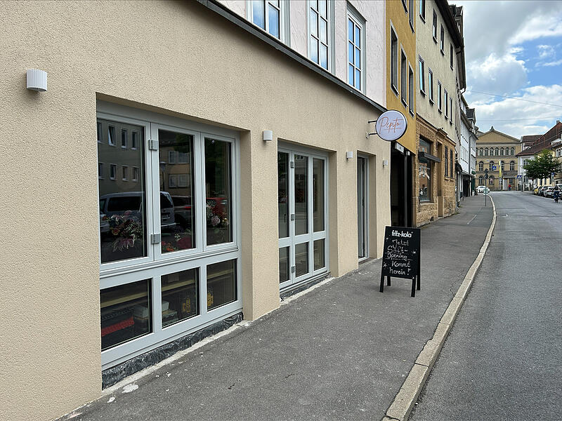 Neue Nutzung am Oberen B&uuml;rgla&szlig; in Coburg: Dort, wo jetzt die Tapas-Bar &bdquo;Pepito&ldquo; er&ouml;ffnet hat,  befand sich zuvor ein Etablissement aus dem Rotlichtmilieu.