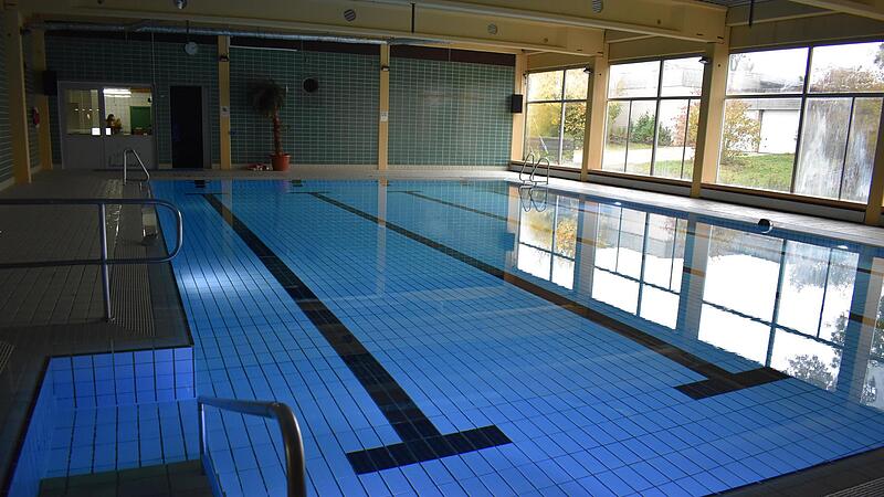 Hier k&ouml;nnen die Kinder aus dem Landkreis weiter Schwimmen lernen. Wenn alles klappt sogar bis das neue Bad steht.Forchheim & Fr&auml;nkische Schweiz
