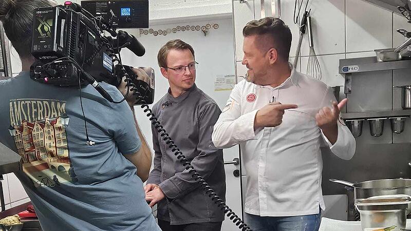 Altes Zollhaus bei "Mein Lokal, Dein Lokal"Altes Zollhaus bei Mein Lokal, dein Lokal Altes Zollhaus bei "Mein Lokal, Dein Lokal"