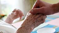 Der Besuchsdienst im Helios St.-Elisabeth-Krankenhaus Bad Kissingen wird nach einer Corona-Pause reaktiviert, die „grünen Damen“ kehren  zurück.