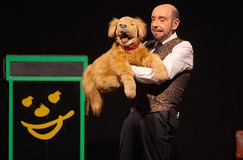 Hund Oskar zusammen mit Marcelini.