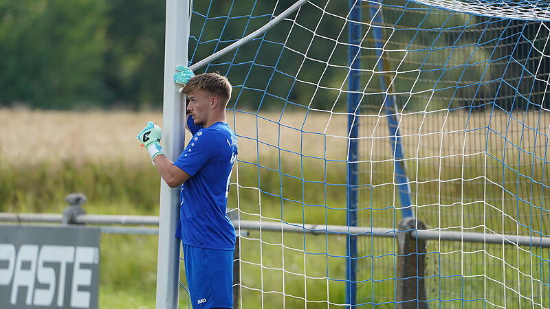 Lukas Wenzel ist der neue Keeper des FC Fuchsstadt Lukas Wenzel ist der neue Keeper des FC Fuchsstadt