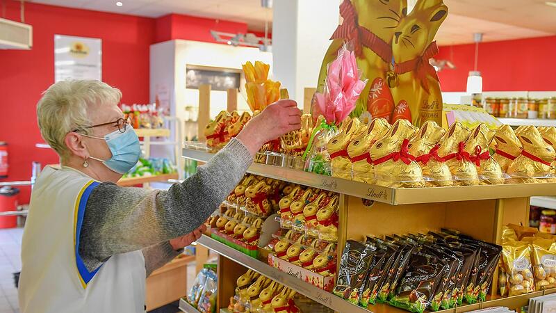 Ihre Oster-Ware kann Brigitte D&ouml;ll noch verkaufen, dann ist f&uuml;r sie Schluss. Wie es weitergeht ist noch unklar,