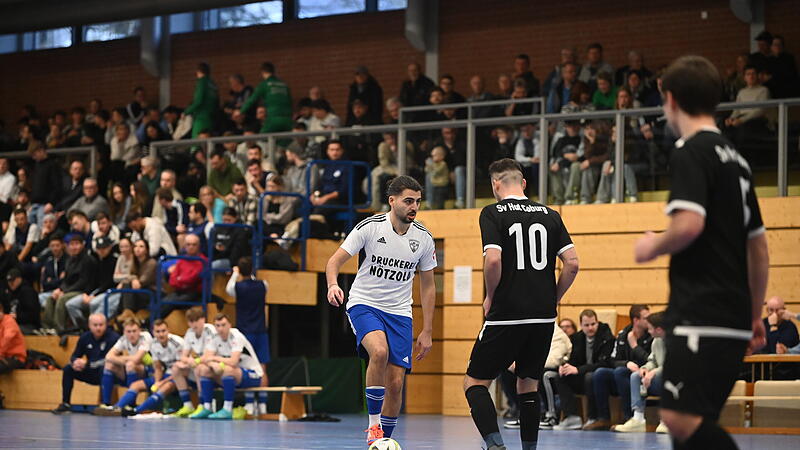 Futsal-Kreismeister im Spielkreis Coburg/Kronach/Lichtenfels wurde im Vorjahr der TSV M&ouml;nchr&ouml;den rund um Cankut Civelek.