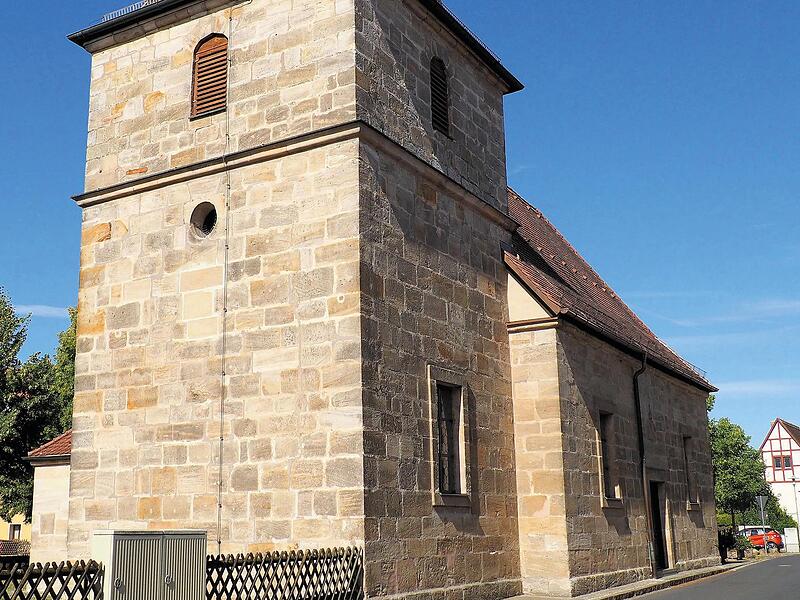 Das Gotteshaus in Marloffstein wirkt &auml;lter als es ist.