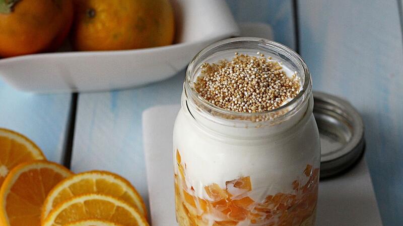 Overnight Oats mit Khaki und Orange