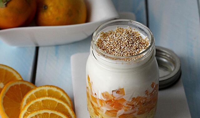 Overnight Oats mit Khaki und Orange Overnight Oats mit Khaki und Orange