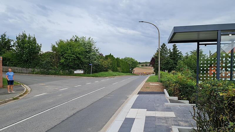 Um k&uuml;nftig zur Schule zu fahren, m&uuml;ssen die Schulkinder in Neuensee k&uuml;nftig die Hauptstra&szlig;e &uuml;berqueren.